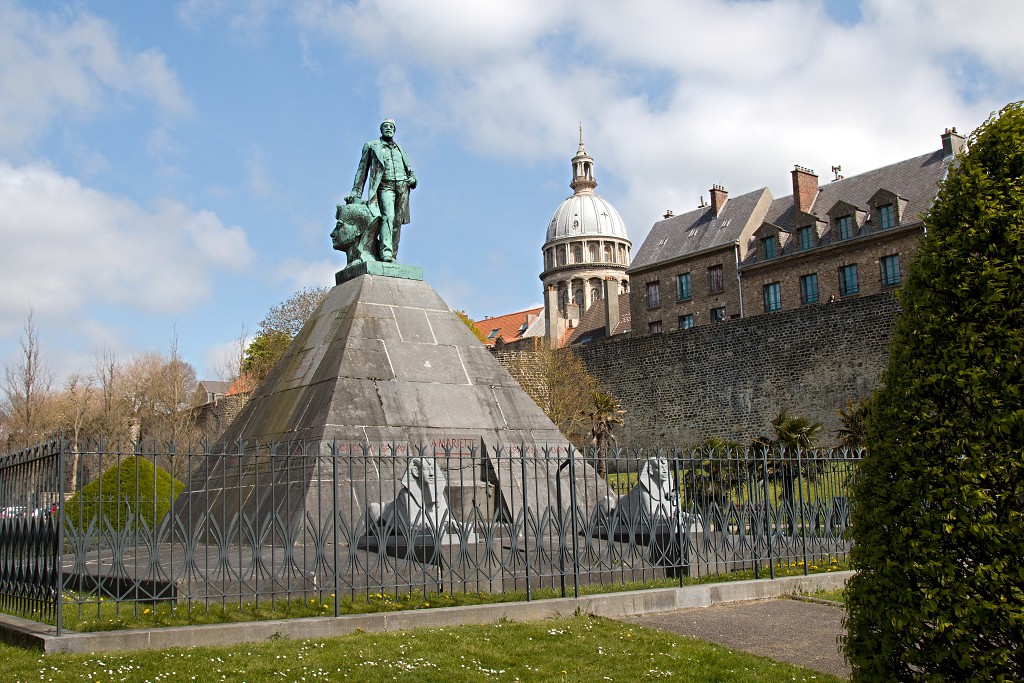 Boulogne-sur-Mer hdr boulogne sur mer nord pas-de-calais pas de calais frankrijk france Auguste Mariette